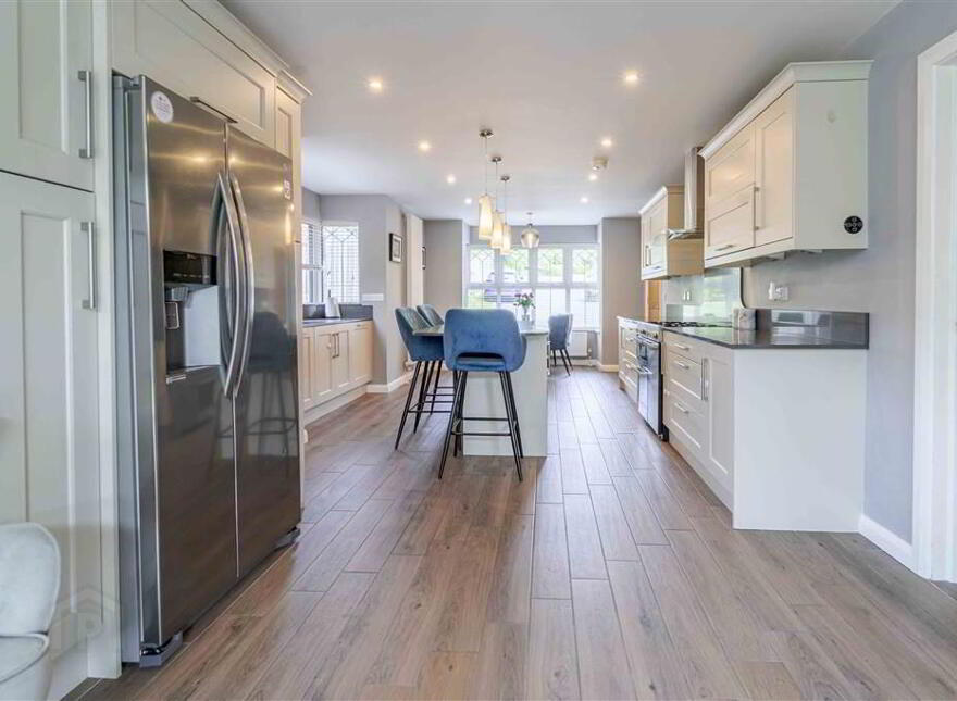 37 Belsize Meadows, Lisburn, BT27 4EH