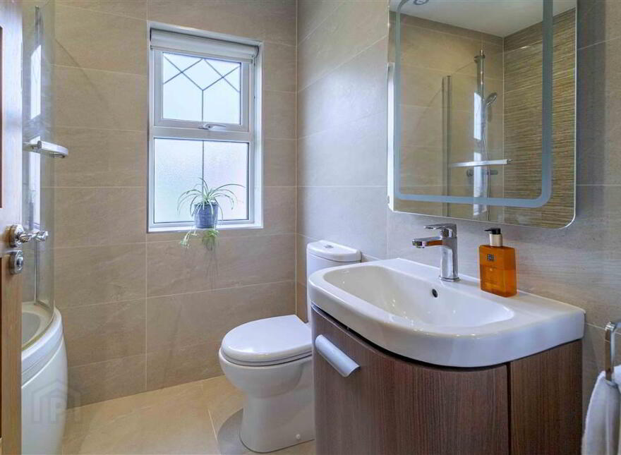 37 Belsize Meadows, Lisburn, BT27 4EH