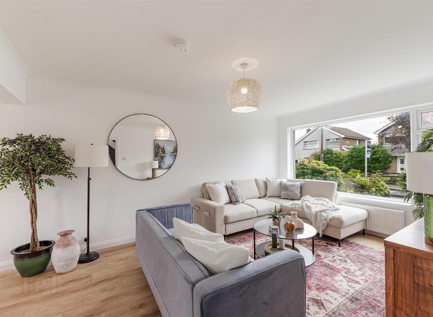 11 Moyra Crescent, Ballynahinch Road, Saintfield, BT24 7AG