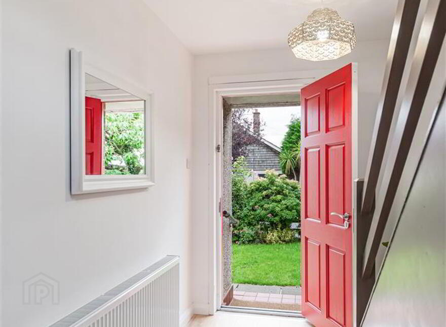 11 Moyra Crescent, Ballynahinch Road, Saintfield, BT24 7AG