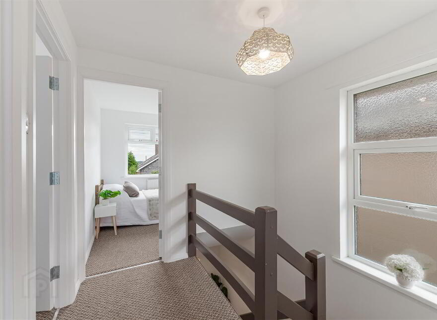 11 Moyra Crescent, Ballynahinch Road, Saintfield, BT24 7AG