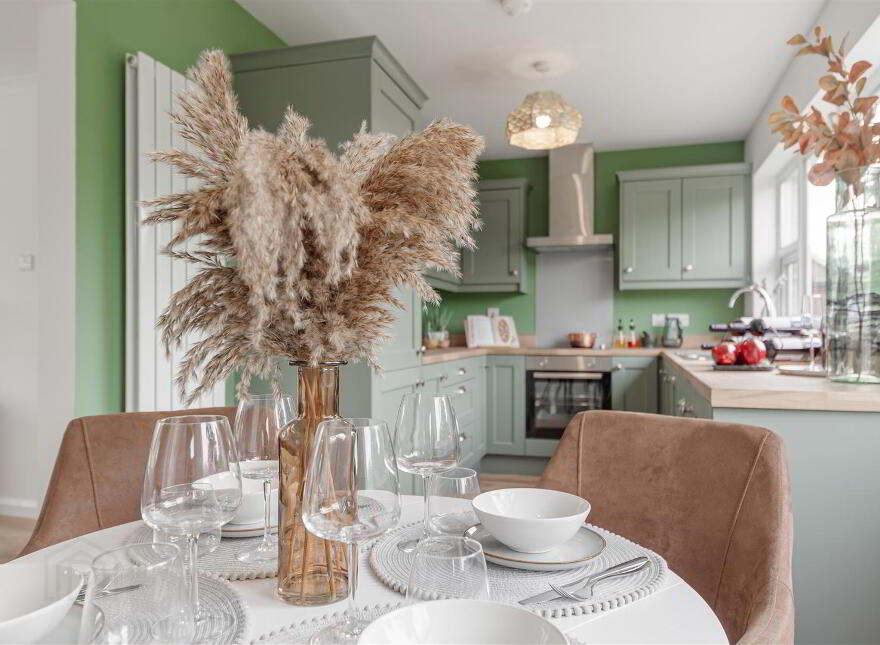 11 Moyra Crescent, Ballynahinch Road, Saintfield, BT24 7AG
