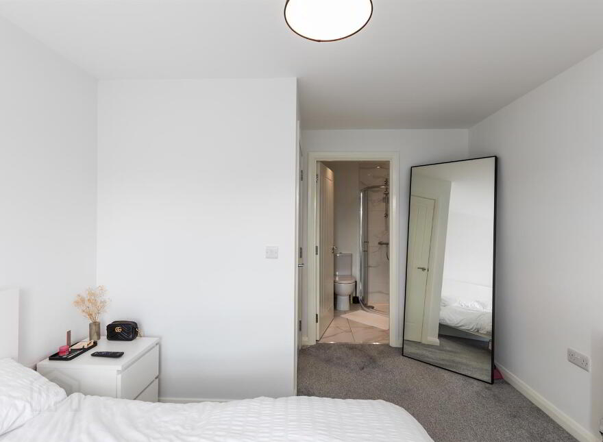 Apt 7, 1d Lewis Mews, Belfast, BT4 1NP