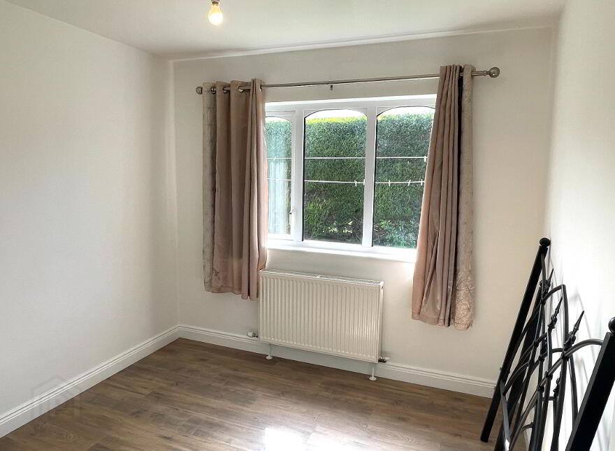 10 Oakland Drive, Castlederg, BT81 7DA