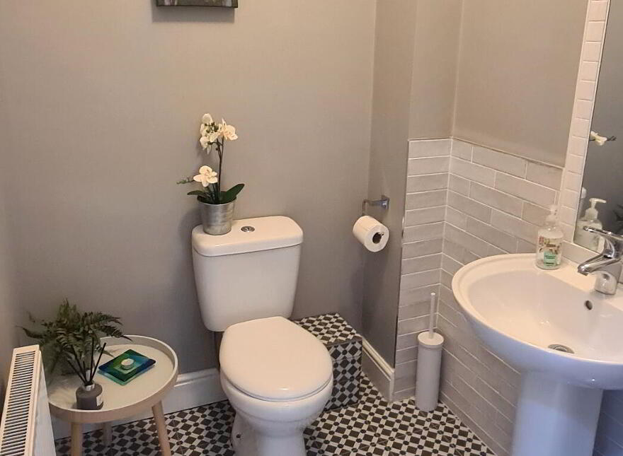 2 Shannon Cove, Dromod, Carrick-On-Shannon, N41K184