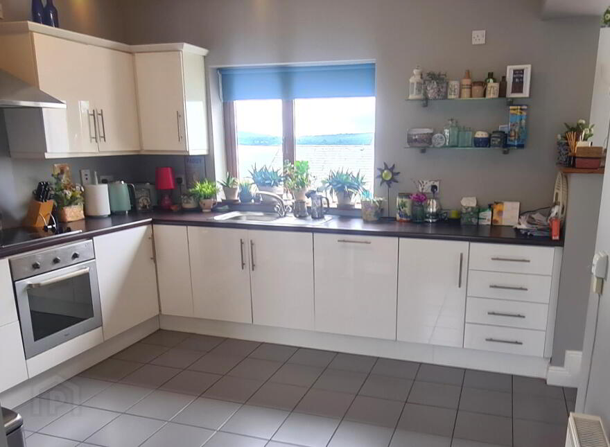 2 Shannon Cove, Dromod, Carrick-On-Shannon, N41K184
