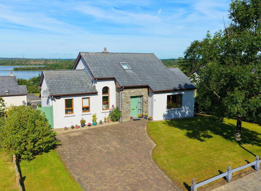 2 Shannon Cove, Dromod, Carrick-On-Shannon, N41K184 photo