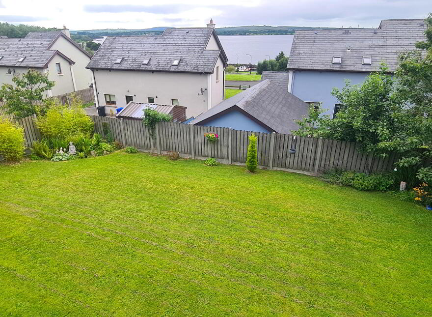 2 Shannon Cove, Dromod, Carrick-On-Shannon, N41K184