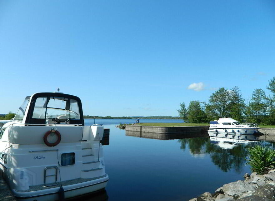 2 Shannon Cove, Dromod, Carrick-On-Shannon, N41K184