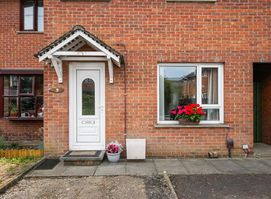 9 Hampton Parade, Ormeau Road, Belfast, BT7 3EQ