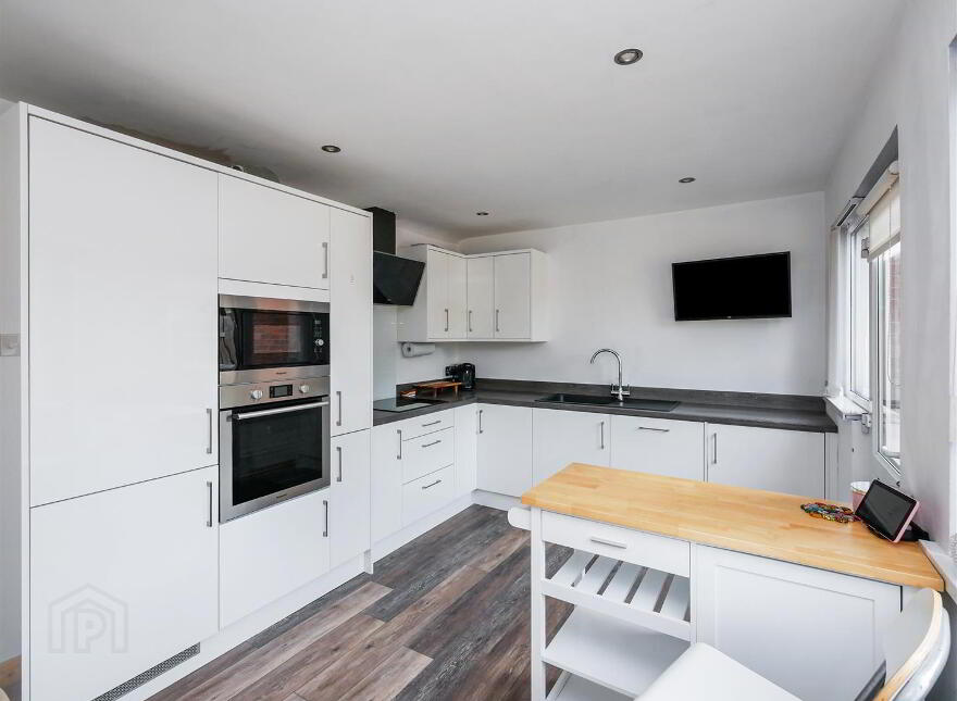 9 Hampton Parade, Ormeau Road, Belfast, BT7 3EQ