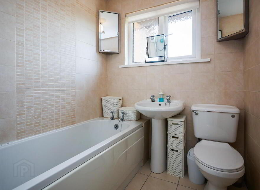 9 Hampton Parade, Ormeau Road, Belfast, BT7 3EQ
