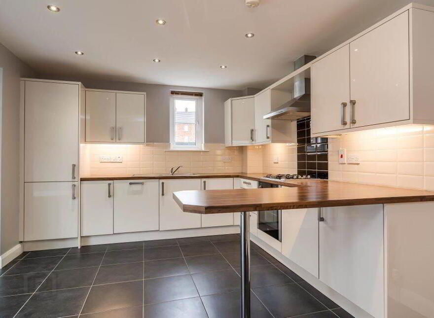 9 Holstein Crescent, Lisburn, BT28 2RS