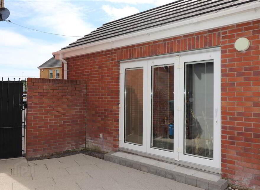 9 Holstein Crescent, Lisburn, BT28 2RS