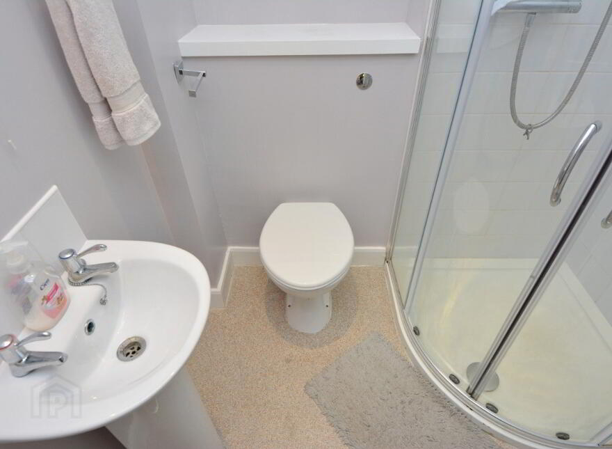 606 College Court Central, 56 King Street, Belfast, BT1 6BZ