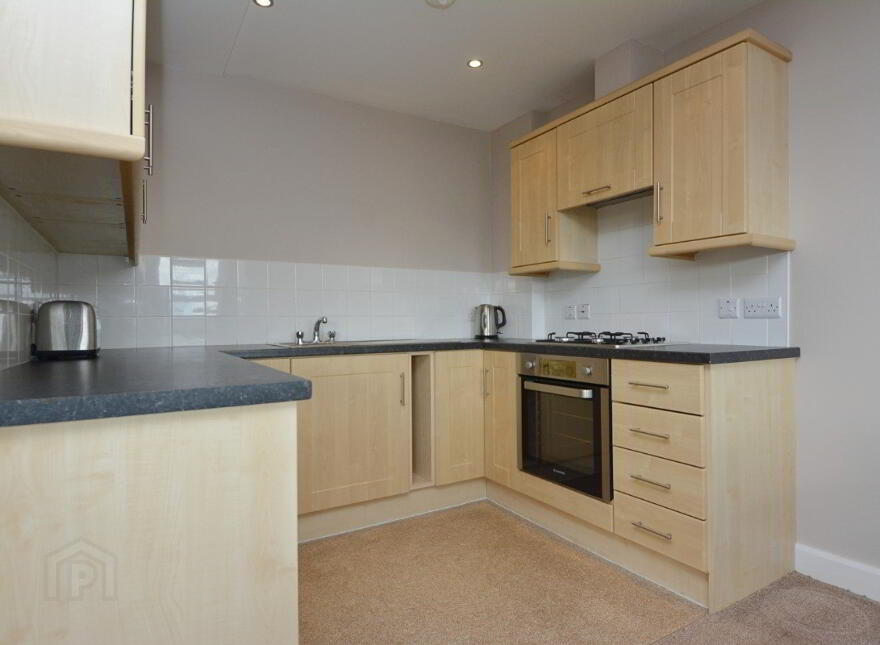 606 College Court Central, 56 King Street, Belfast, BT1 6BZ