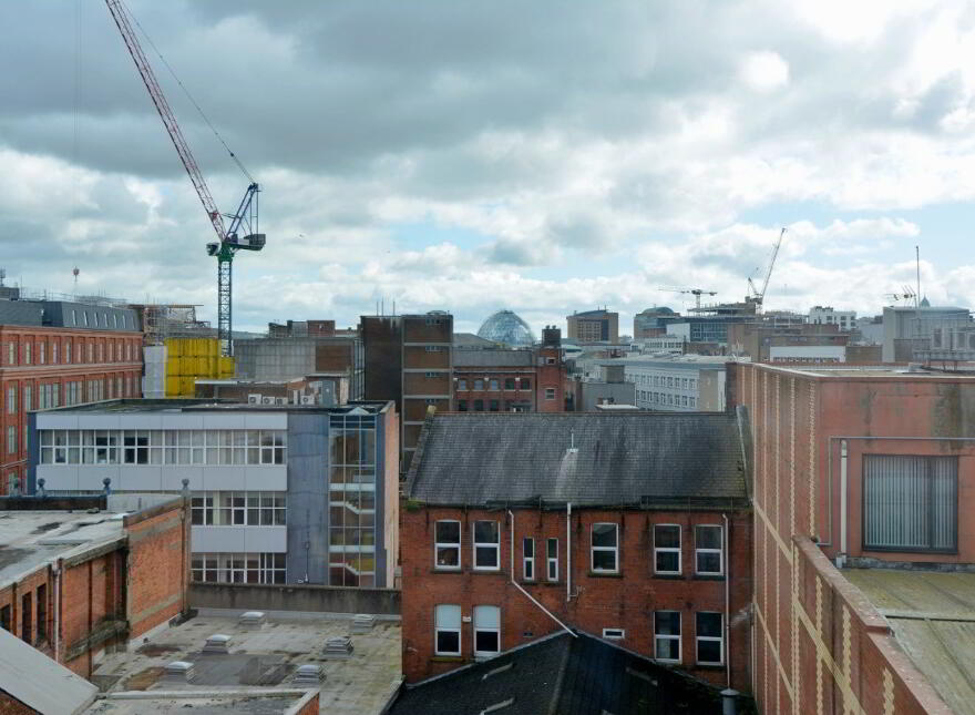 606 College Court Central, 56 King Street, Belfast, BT1 6BZ