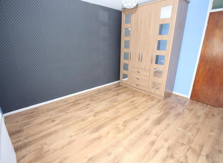 16 Macroom Gardens, Carrickfergus, BT38 8NB