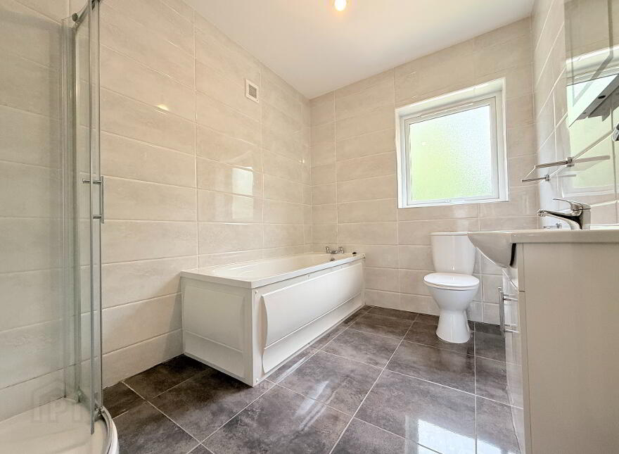 8 Poets Walk Bellaghy, Magherafelt, BT45 8LZ