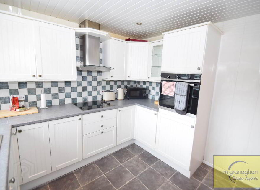 4b South Link, Andersonstown, Belfast, BT11 8GX