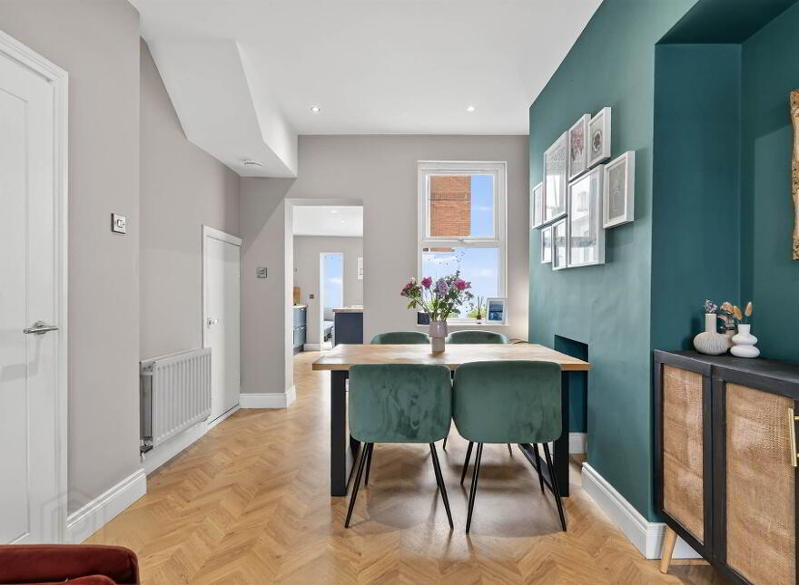 141 Belmont Road, Belfast, BT4 2AD