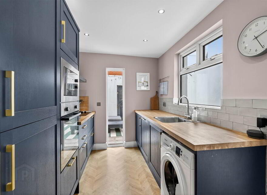 141 Belmont Road, Belfast, BT4 2AD