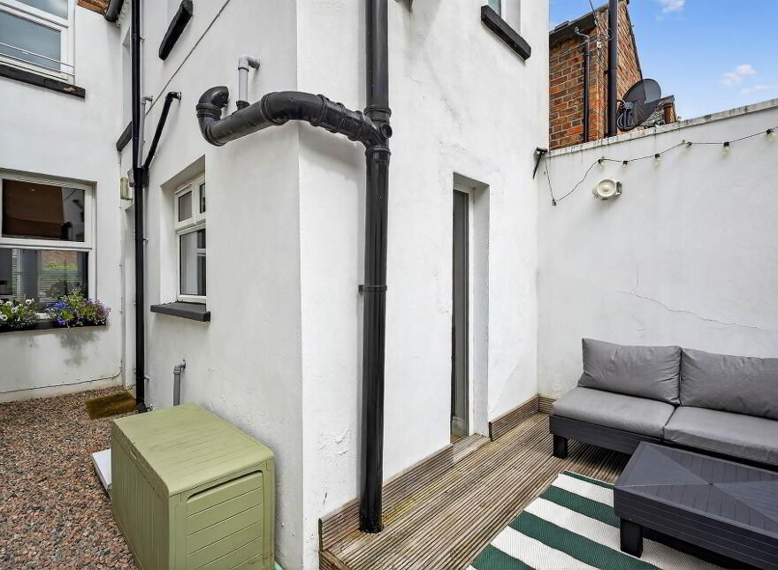 141 Belmont Road, Belfast, BT4 2AD