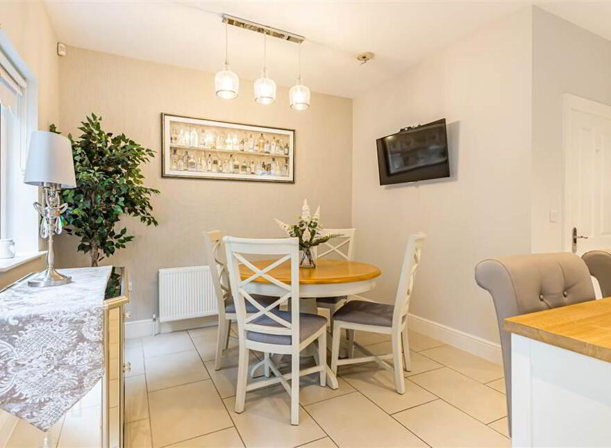 2 Linen Mews, Lisburn, BT28 3WU