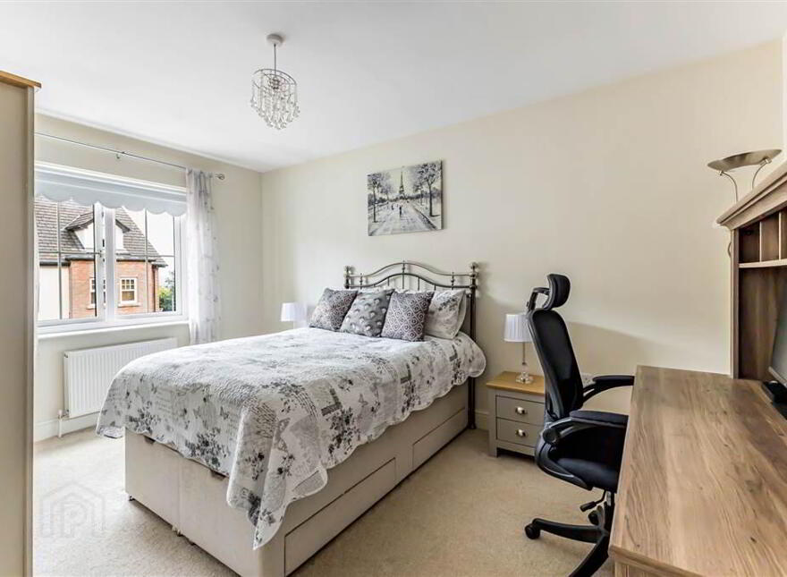 2 Linen Mews, Lisburn, BT28 3WU