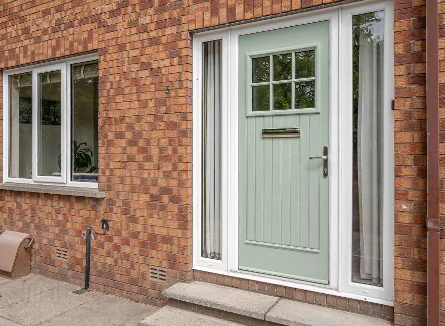 5 Kerrsland Mews, Belfast, BT5 6EW