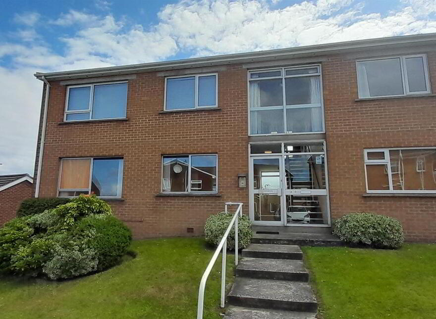 9 Sunningdale Court, Bangor, BT20 4SW photo