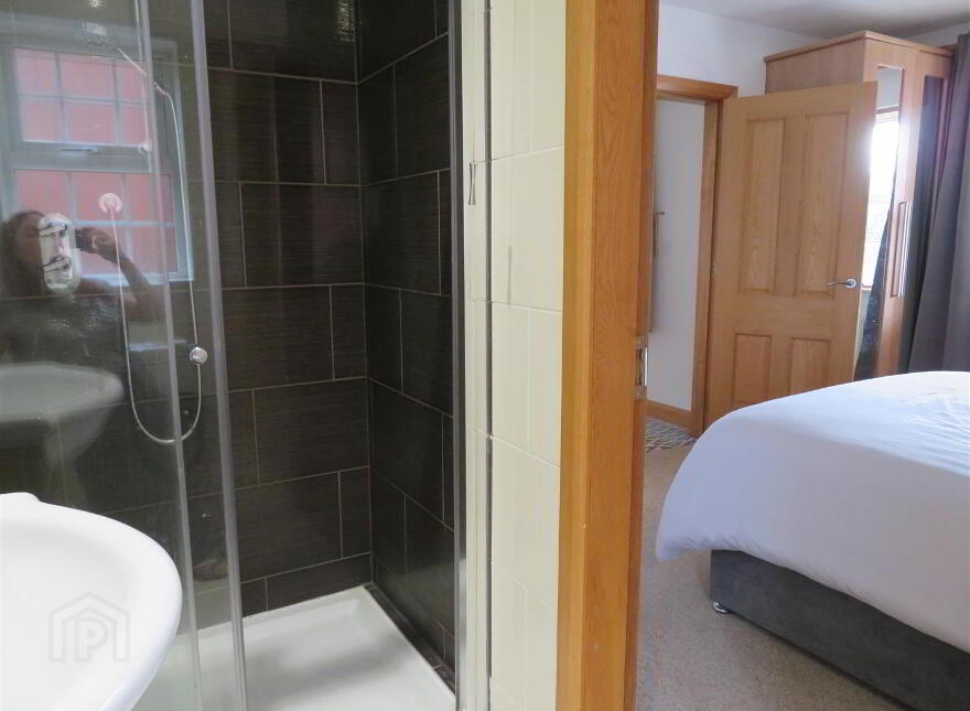 37 The Hollows, Lurgan