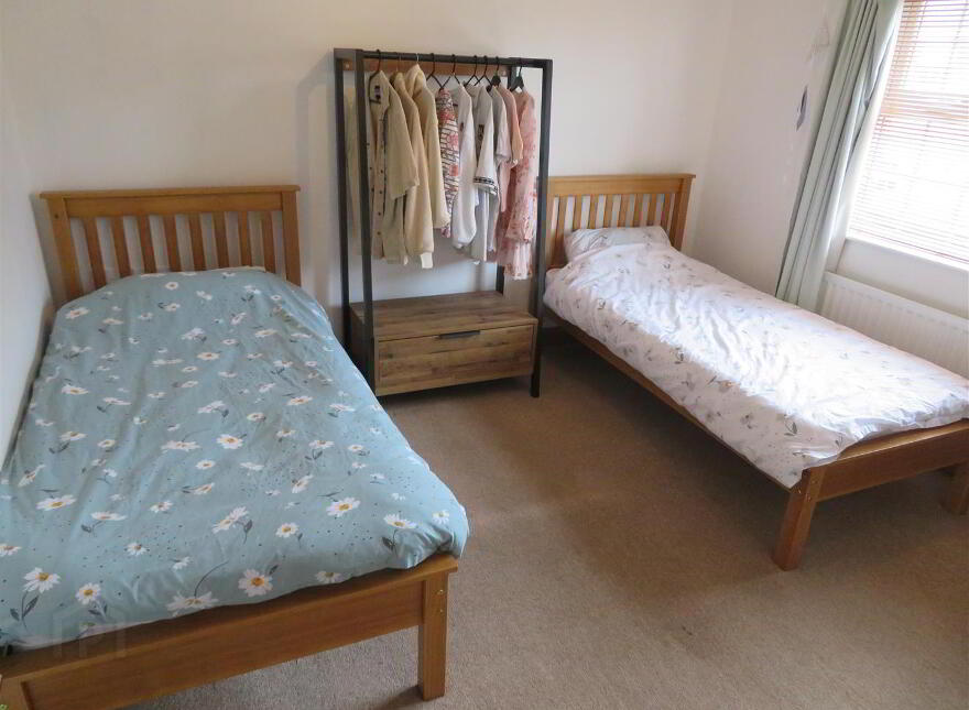 37 The Hollows, Lurgan