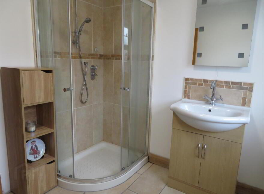 37 The Hollows, Lurgan