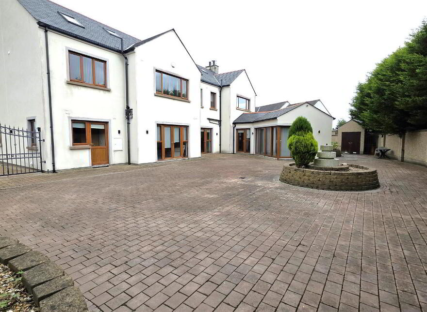 157 Killinchy Road, Comber, BT23 5NE