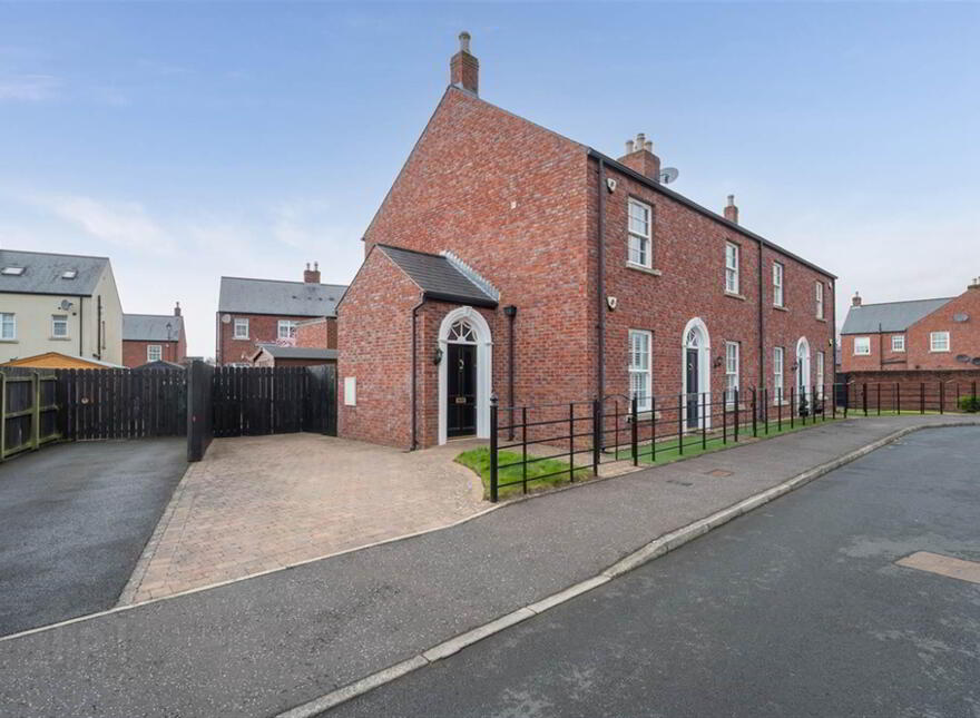 Breton Gardens, Lisburn, BT28 3YZ