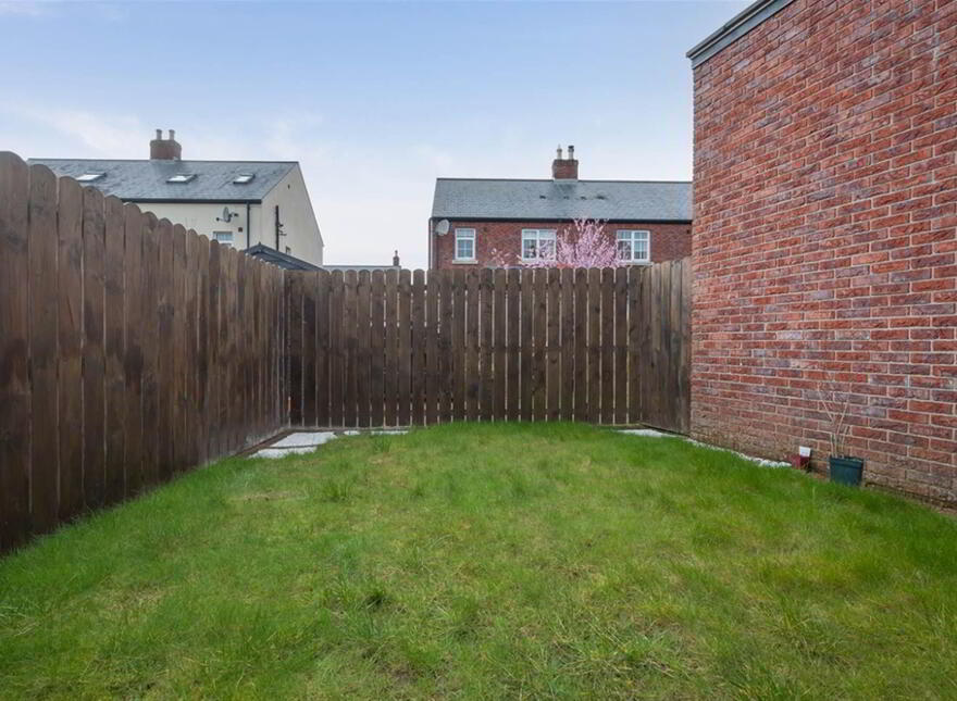 Breton Gardens, Lisburn, BT28 3YZ