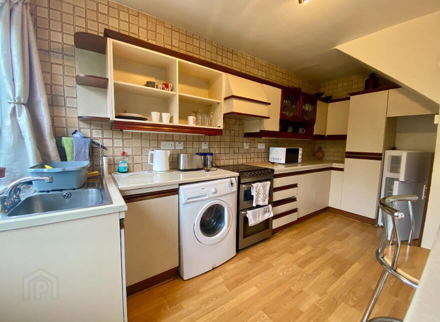 44 Castleburn Road, Carrickfergus, BT8 7NY