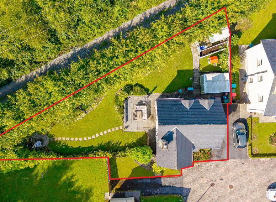 22 Cois Coille, Kilcash, E91D5P2