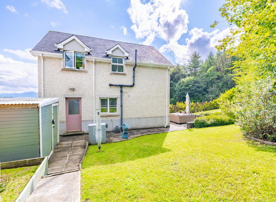 22 Cois Coille, Kilcash, E91D5P2