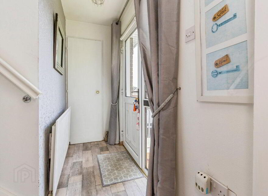 21 Meadowvale Park, Bangor, BT19 1DB