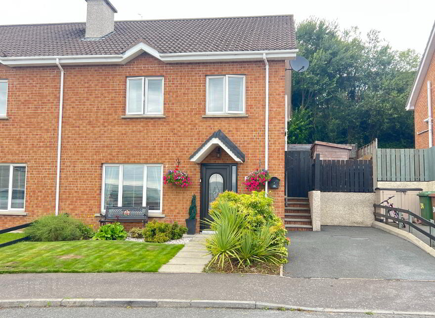 32 Fox Ridge, Rathfriland, BT34 5FR photo