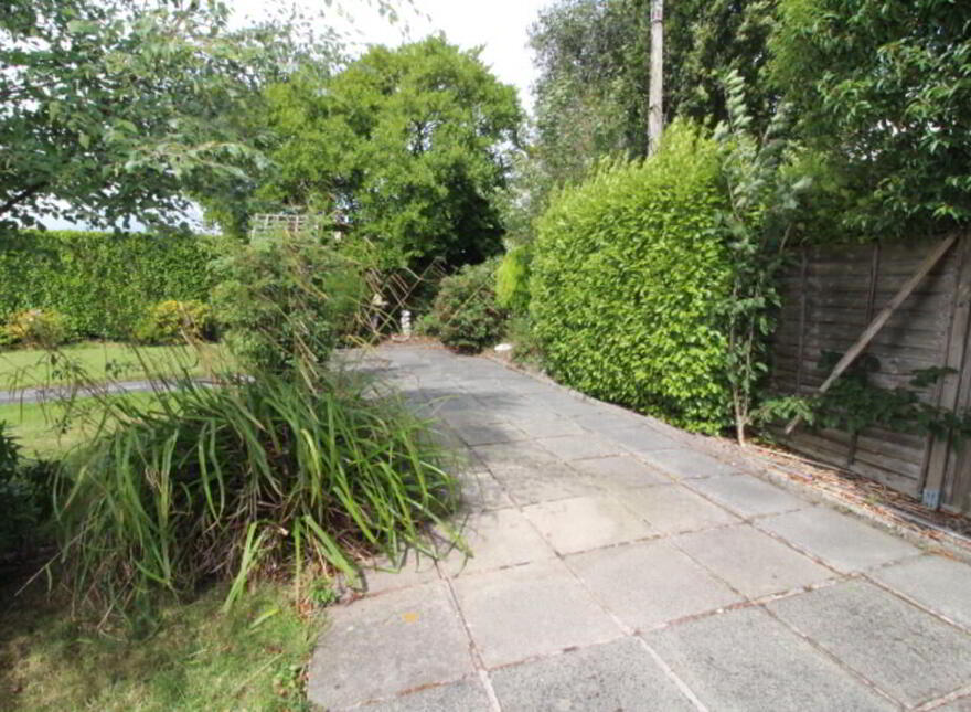 17 Glengarry Park, Jordanstown, Newtownabbey, BT37 0QR