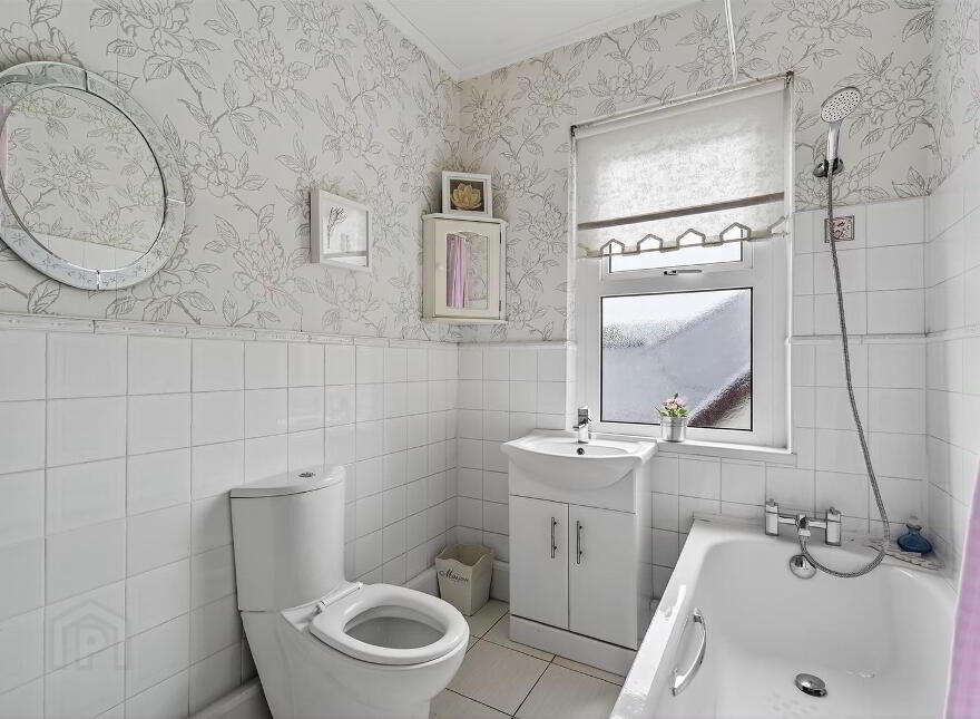 27 Priory Park, Belfast, BT10 0AE