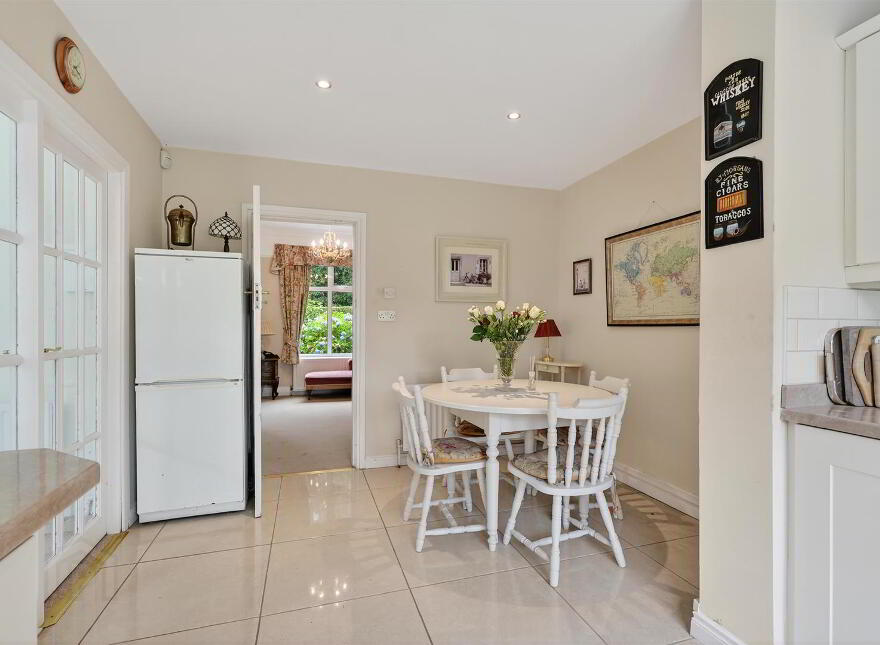 27 Priory Park, Belfast, BT10 0AE