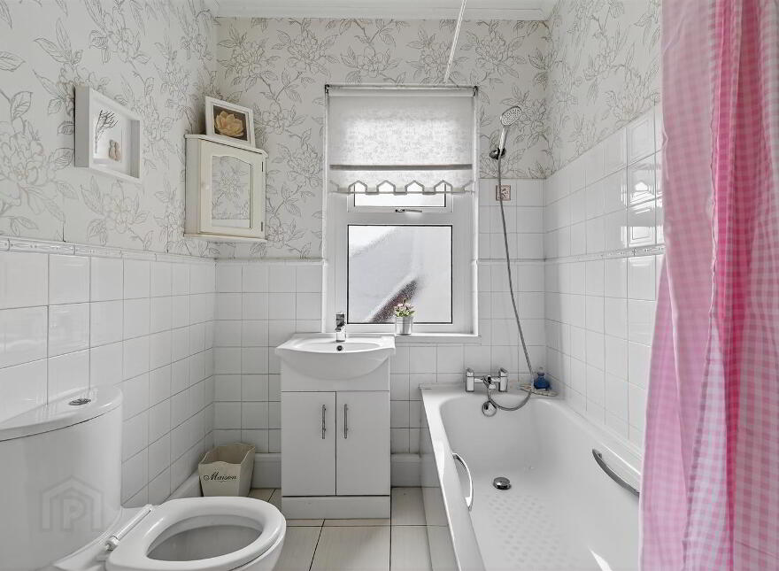 27 Priory Park, Belfast, BT10 0AE