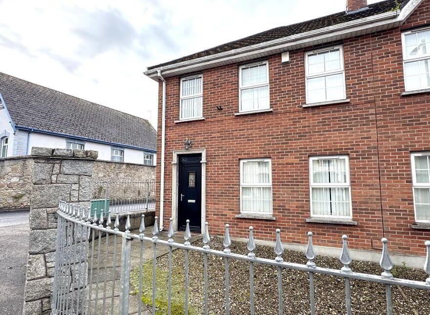 1 Quaker Green, Rathfriland, Newry, BT34 5QE photo
