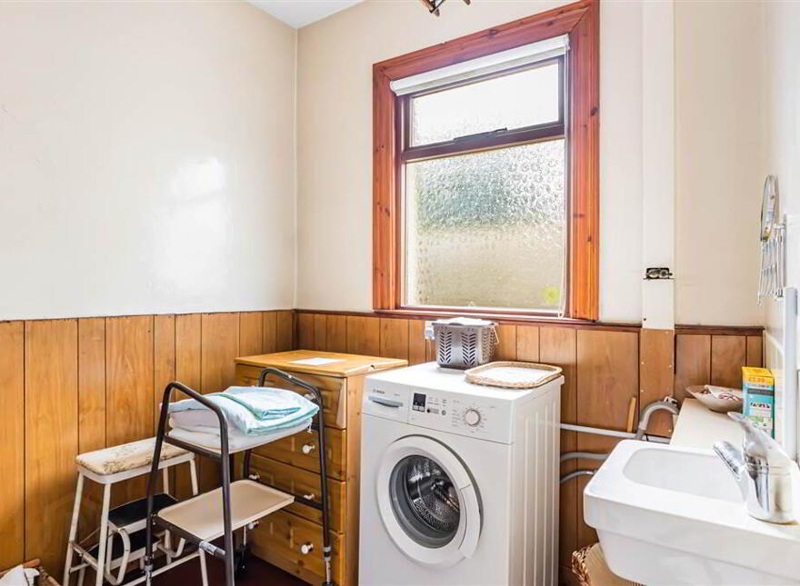 38 Balmoral Avenue, Malone, Belfast, BT9 6NX