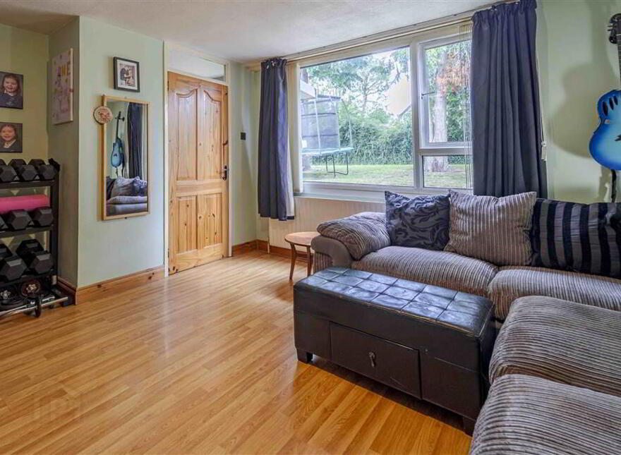 23 Glenwood Park, Dunmurry, Belfast, BT17 9DT