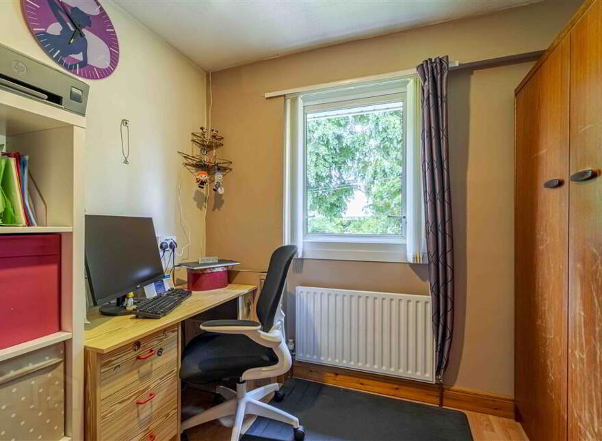 23 Glenwood Park, Dunmurry, Belfast, BT17 9DT